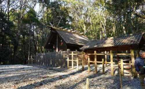 Ise Grand Shrine picture