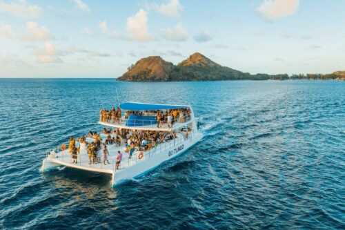 Party on the Ship