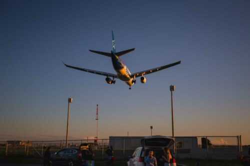 montreal airport to ottawa