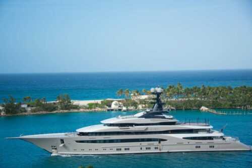 Yacht