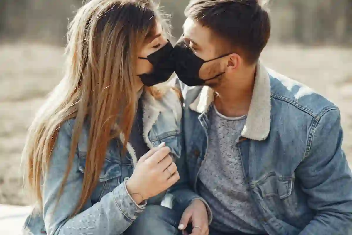 Safe hotels for unmarried couples in Mumbai